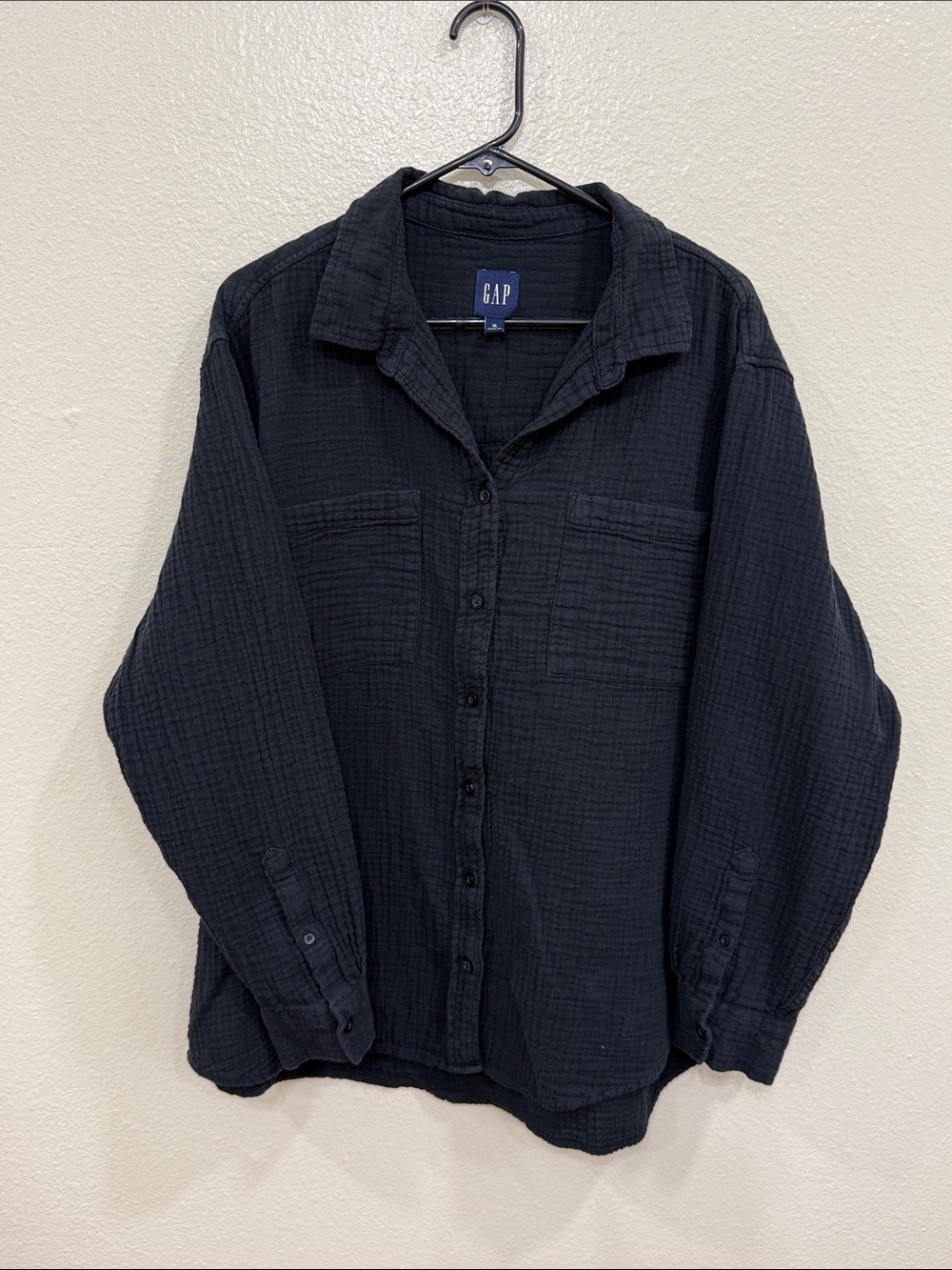 GAP Black Oversized Cotton Textured Lightweight Button-Up Shirt in Gauze Size XL